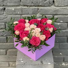 Цветочная композиция из Розы в коробке в Табачный