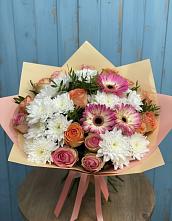 Букет цветов из:  Розы, Герберы и Хризантемы в Табачный