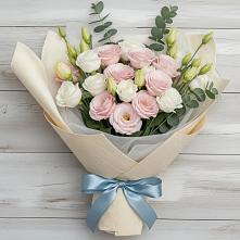 Букет цветов из:  Лизиантусы #REPLACE_PRED# Табачный