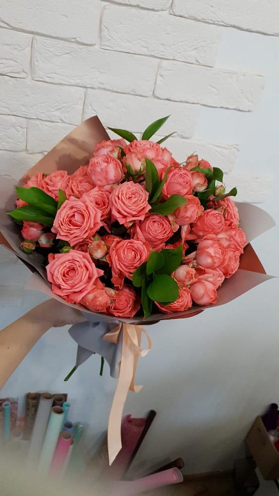 Букет цветов из: Розы в Табачный