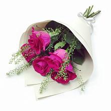 Букет цветов из:  Розы в Табачный