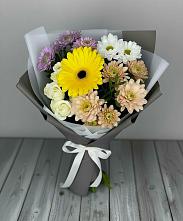 Букет цветов из:  Розы, Герберы и Хризантемы в Табачный