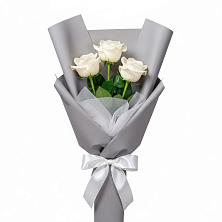 Букет 3 белые розы в Табачный
