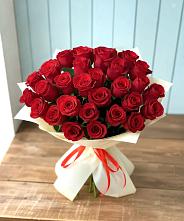 Букет 29 Красных роз в Табачный
