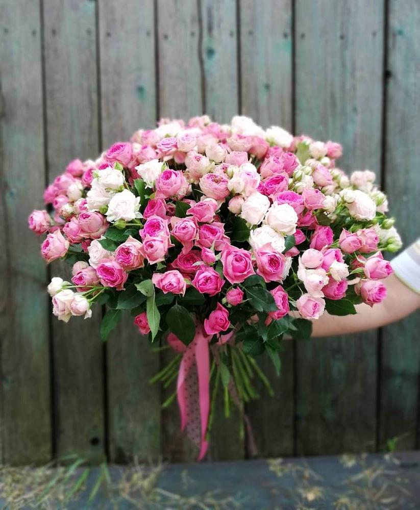 Букет Розовые кустовые розы Натали и Лав Лидия в Табачный