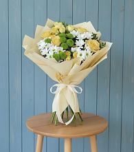 Букет цветов из:  Хризантемы и Розы в Табачный