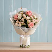Букет цветов из:  Розы в Табачный