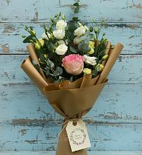 Букет цветов из:  Розы и Лизиантусы #REPLACE_PRED# Табачный