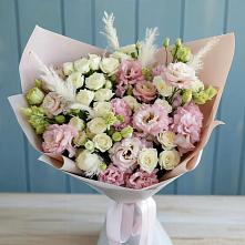 Букет цветов из:  Альстромерии и Розы в Табачный